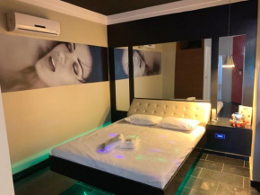 IBIZA GOLDEN MOTEL